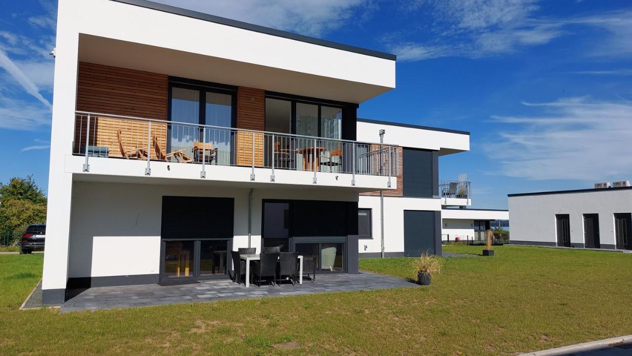 Hangar 19 Wohnung Seerose 2-3 Шверин Экстерьер фото